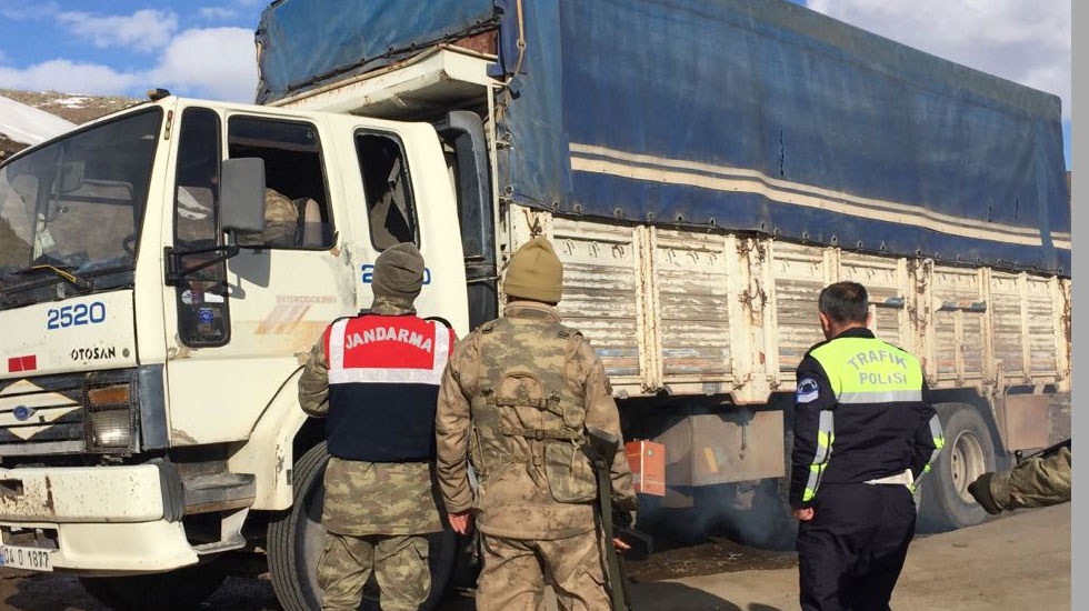 117 Sığınmacıyı Tırın Kasasında Bırakıp Kaçtı