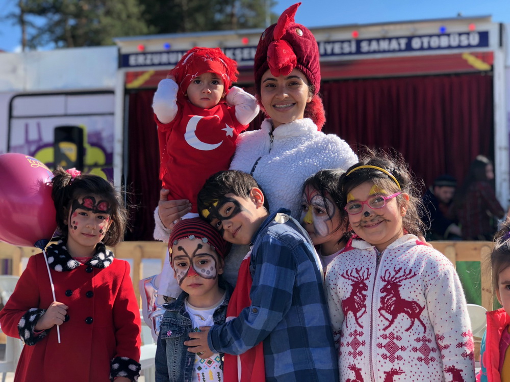 23 Nisan’a Özel Çocuk Şenliği