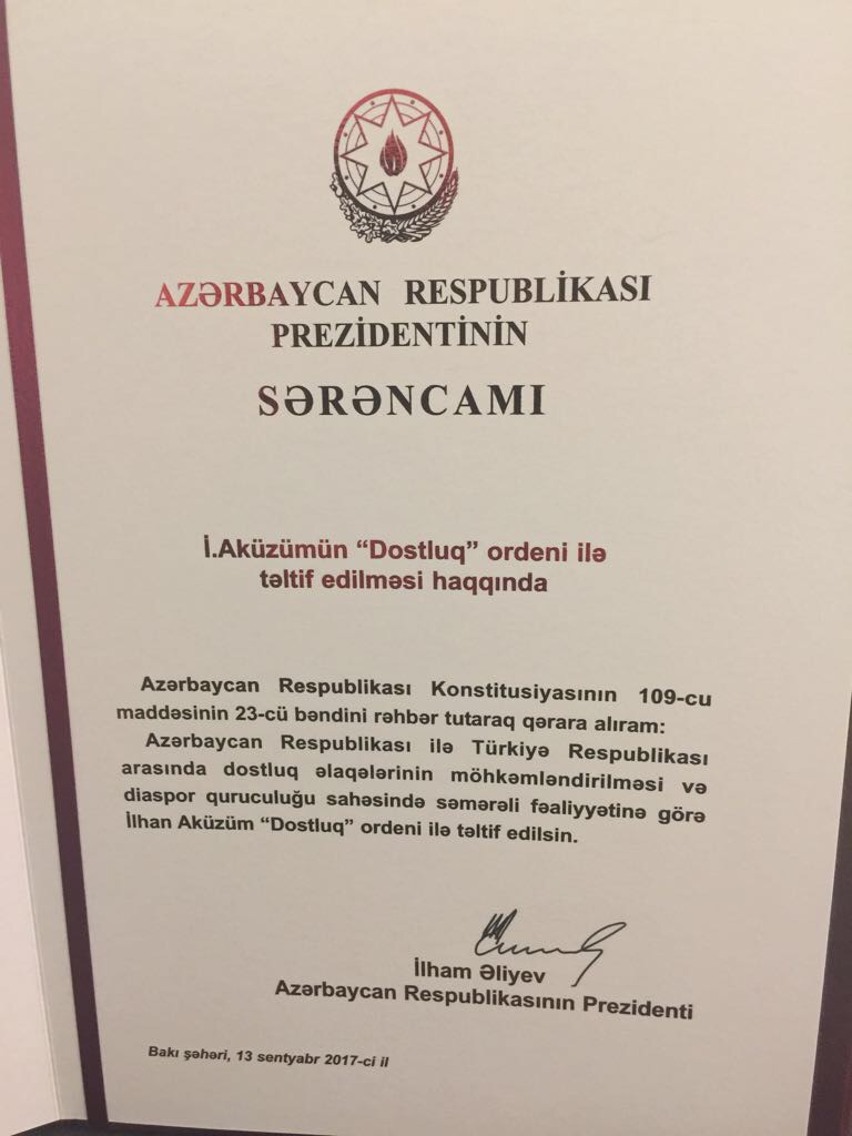 Azerbaycan Cumhuriyeti’nden İlhan Aküzüm’e Dostluk Nişanesi