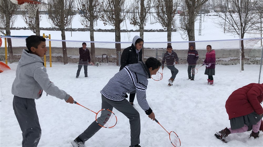 Badminton’la tanıştılar