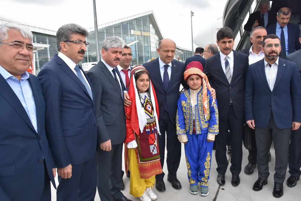 Başbakan Yardımcısı Işık, Kars'tan Ardahan’a geçti