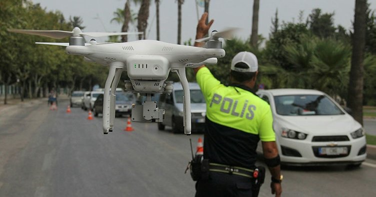 Drone’ye yakalandılar