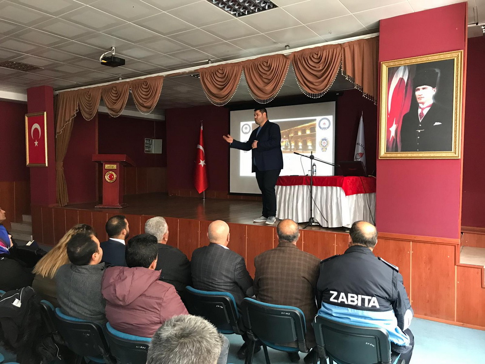 Kars Emniyetinden Narkorehber Modülü eğitimi