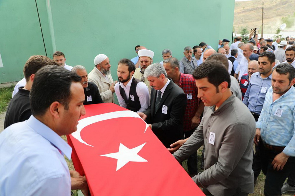 Kars Müze Müdürü Nejmettin Alp Son Yolculuğuna Uğurlandı