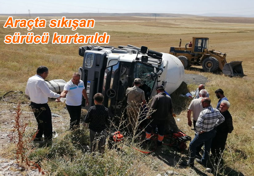 Kars’ta beton mikseri devrildi, sürücüsü yaralandı