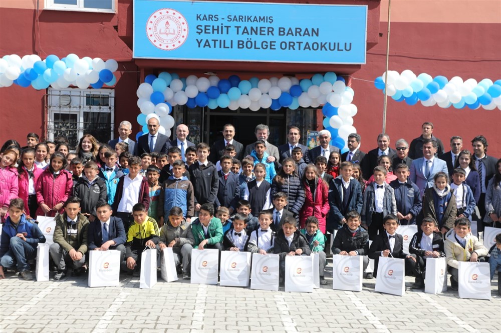 Kars’ta Eczacıbaşı Hijyen Projesi Tanıtımı